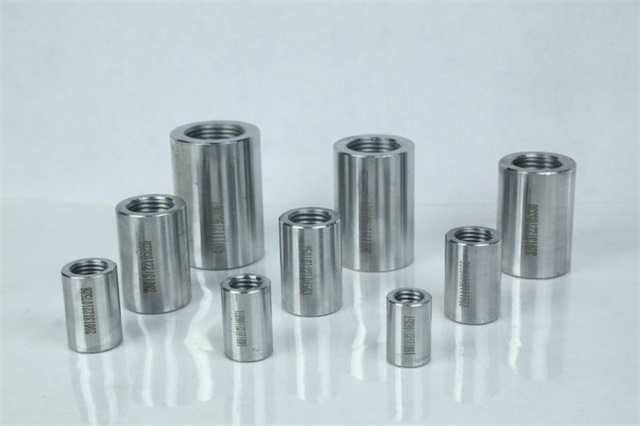 伊金霍洛40直螺纹钢筋套筒价格